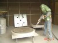 盤式支承塗裝前噴砂除鏽工程作業
